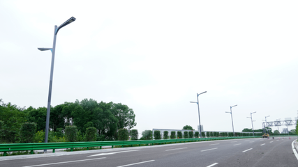 金义中央大道通车 三思智慧综合杆与道路照明系统共筑23公里智慧公路新范本